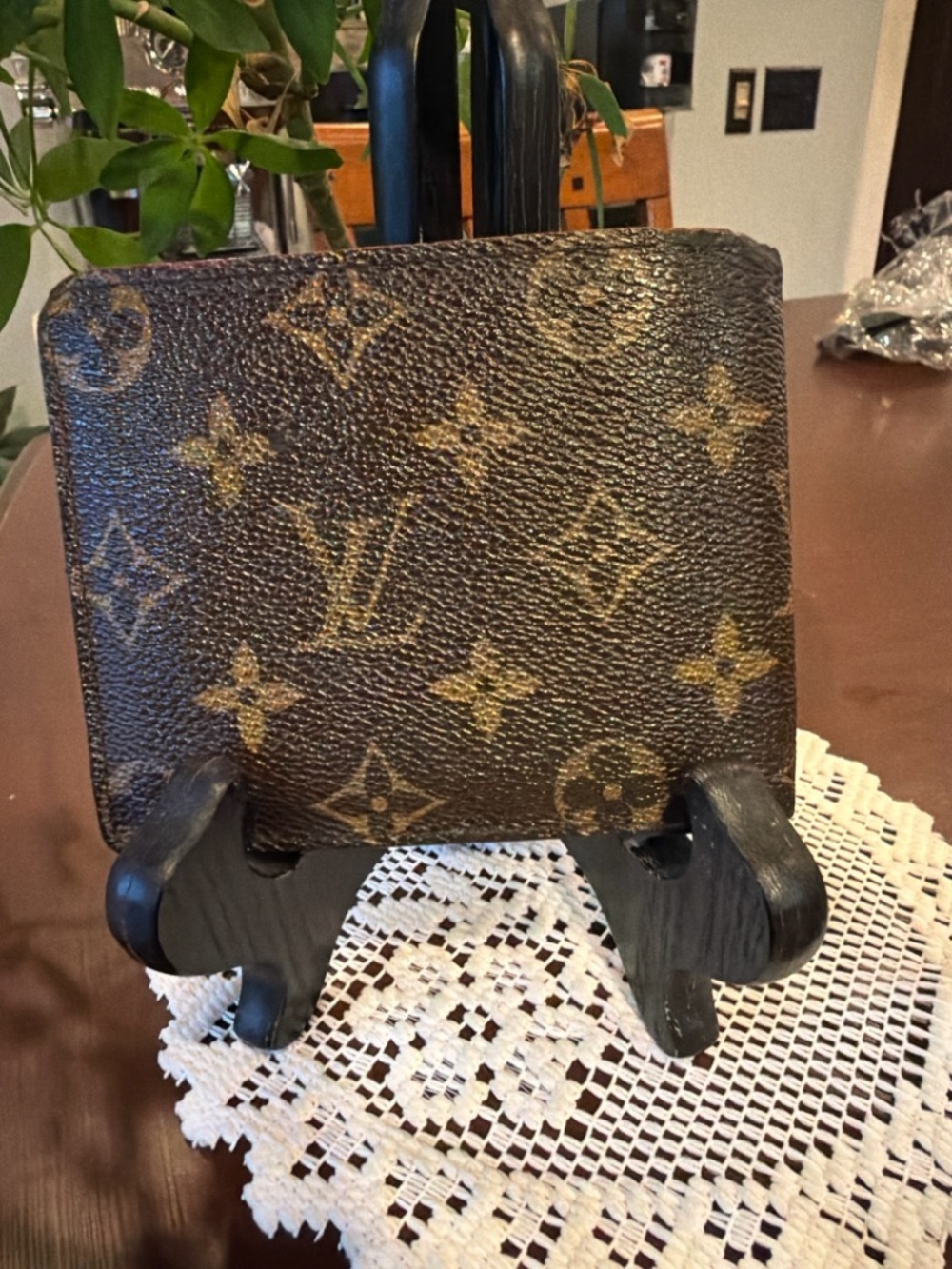 Louis Vuitton Monogram Canvas Wallet - Brown & Gold - Picture 2 of 10